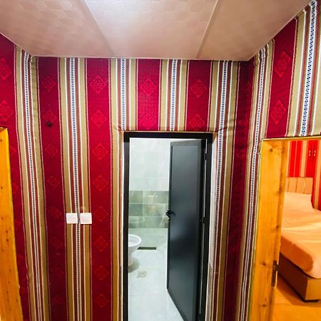 Wadi Rum Eagle Luxury Camp Экстерьер фото
