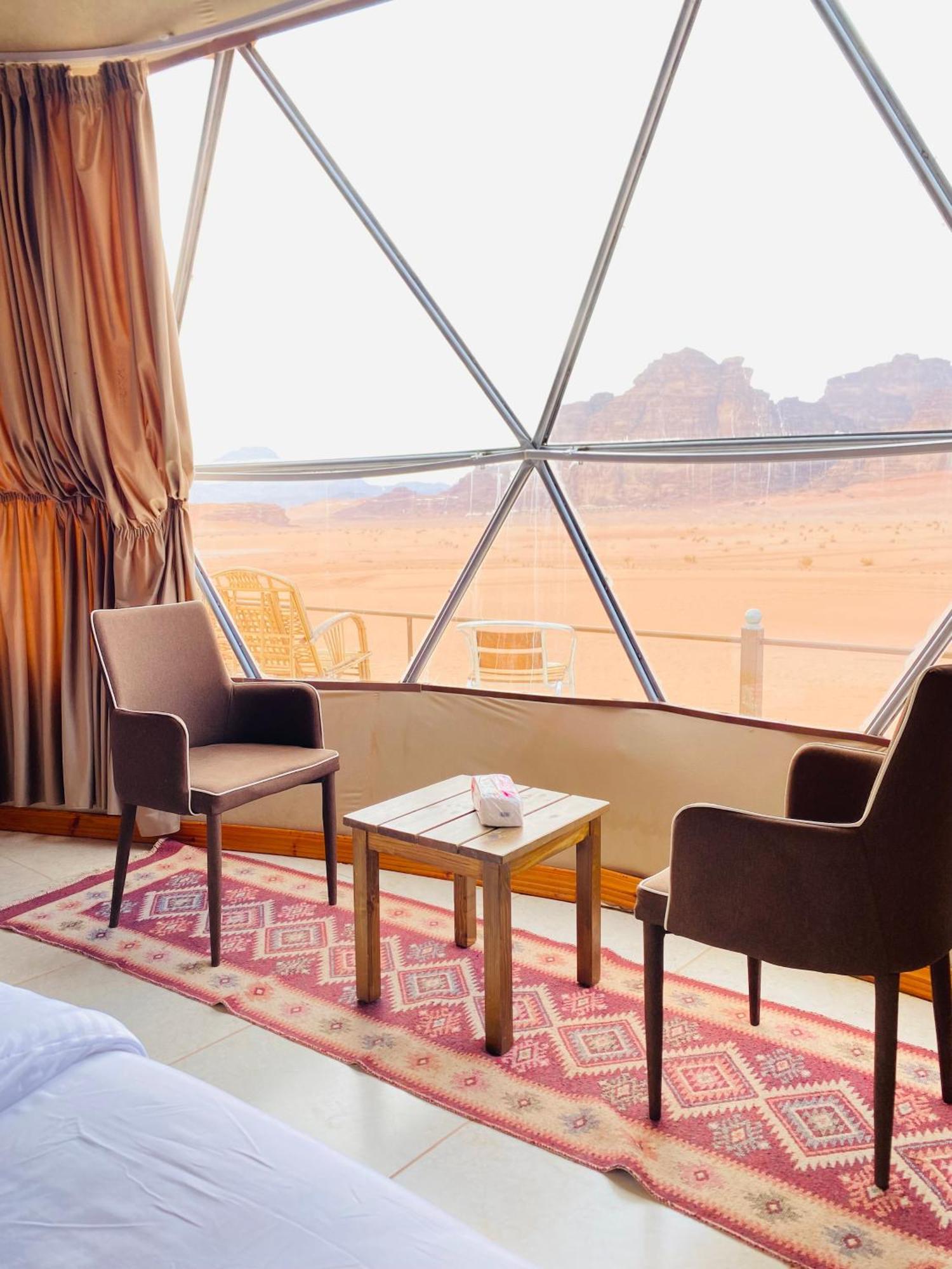 Wadi Rum Eagle Luxury Camp Экстерьер фото