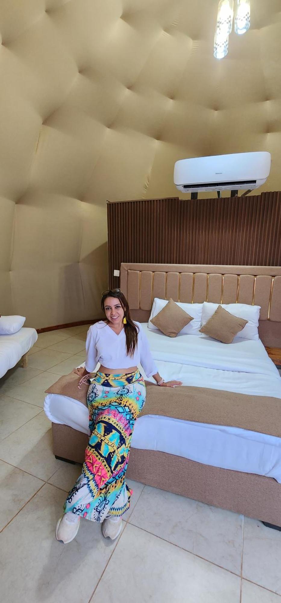 Wadi Rum Eagle Luxury Camp Экстерьер фото