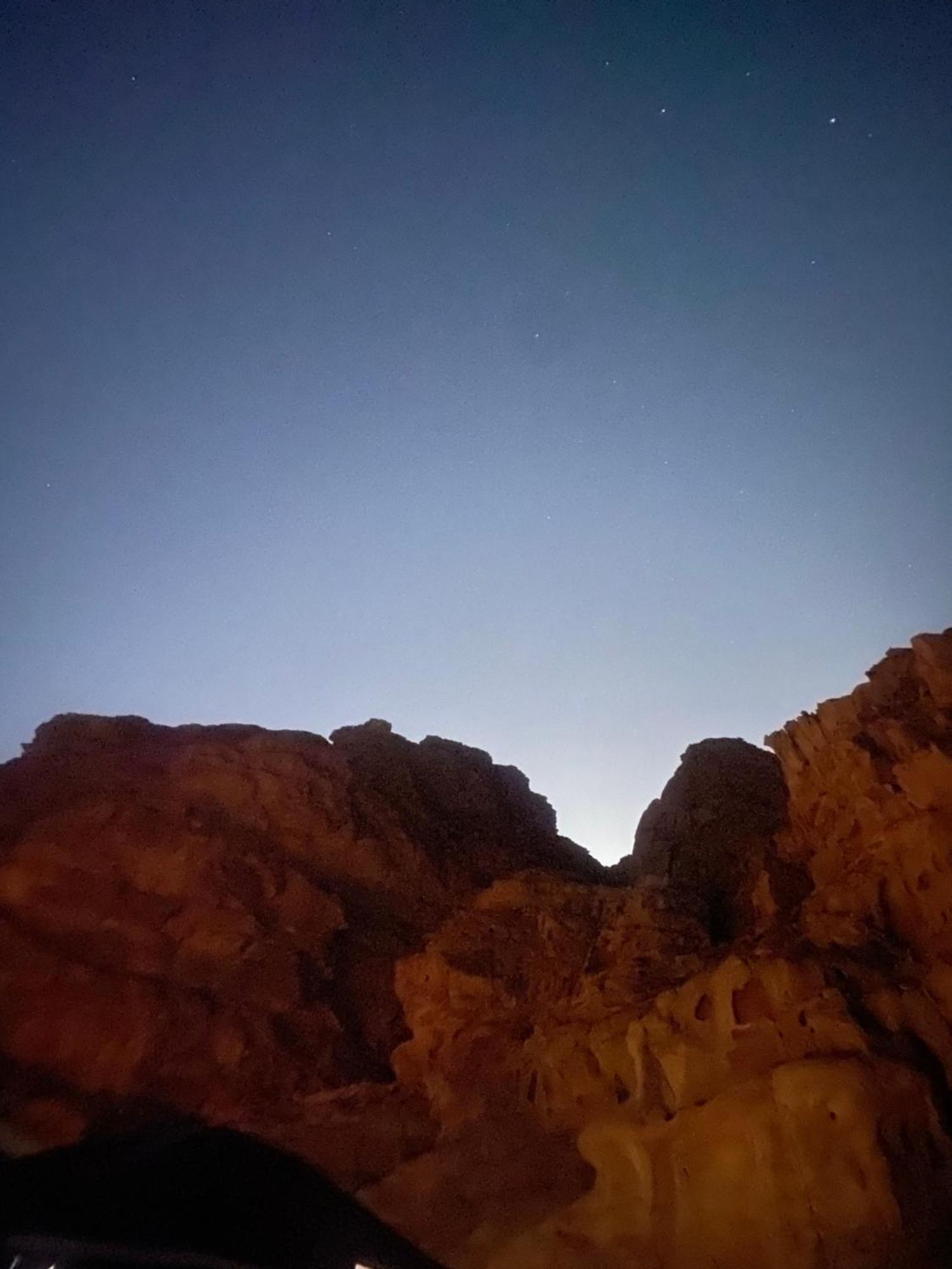 Wadi Rum Eagle Luxury Camp Экстерьер фото
