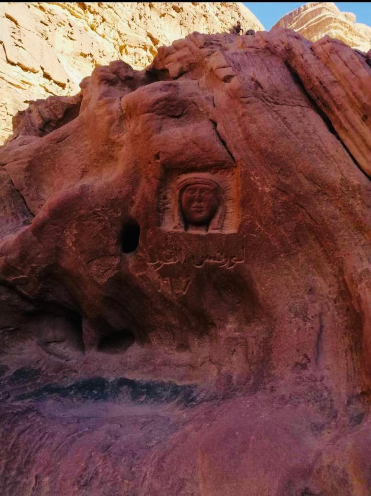 Wadi Rum Eagle Luxury Camp Экстерьер фото